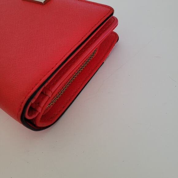 Kate Spade Laurel Way Neda Wallet Geniue Leather Zip Red Medium Compact Bifold - Picture 11 of 13